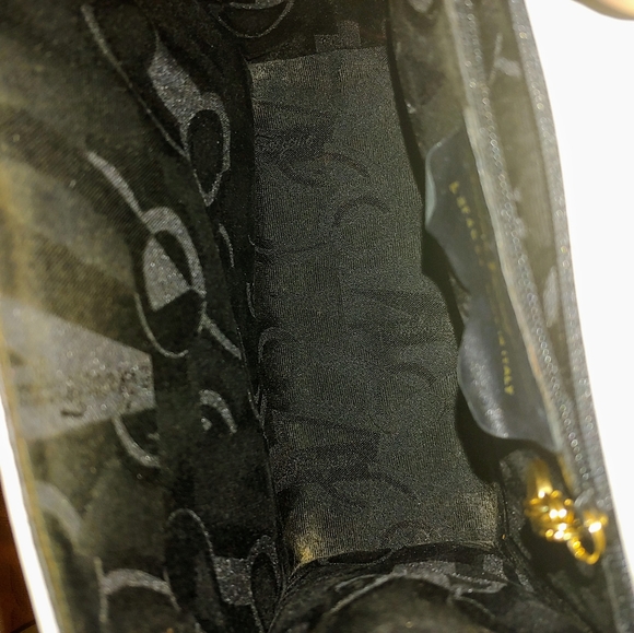 FINAL OFFER SALE! SALVATORE FERRAGAMO IVORY GOLD CROSS BODY MINIMALIST BAG - Picture 8 of 11